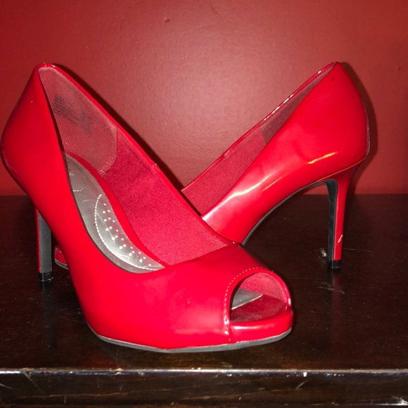 dexflex comfort peep toe